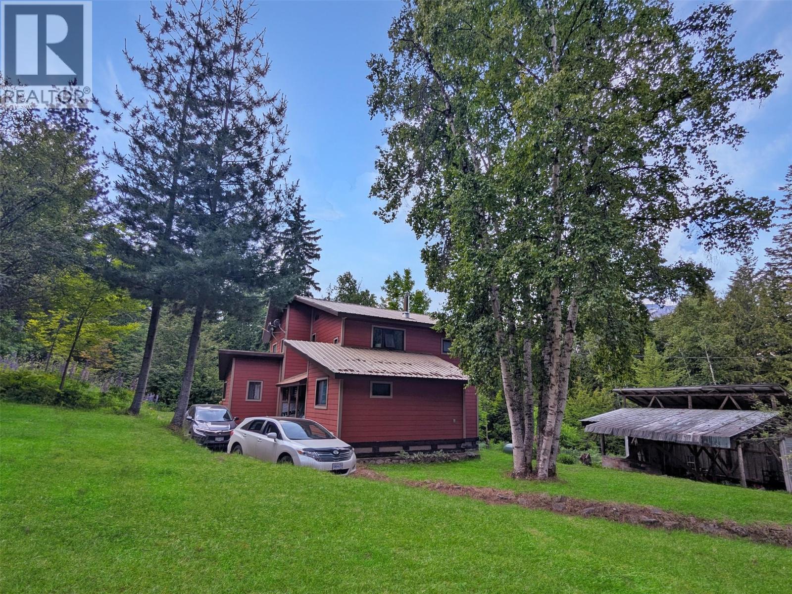 8802 Martens Road, slocan, British Columbia