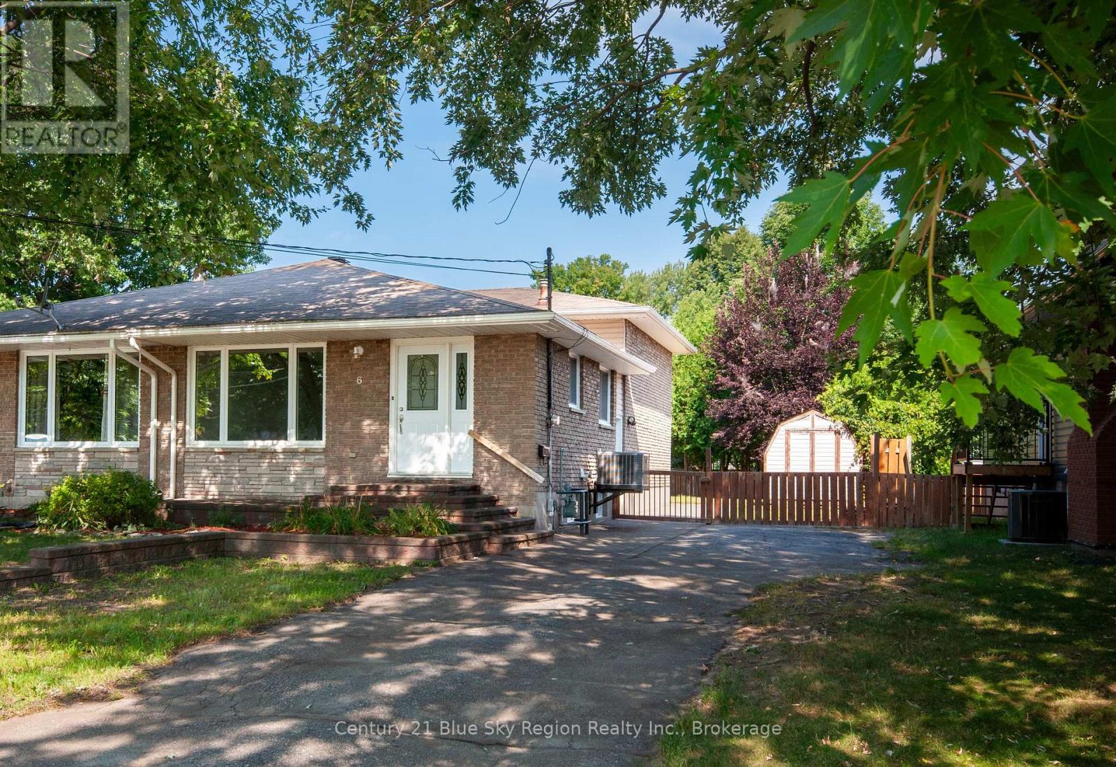 Property at 6 PORTAGE AVENUE image 1
