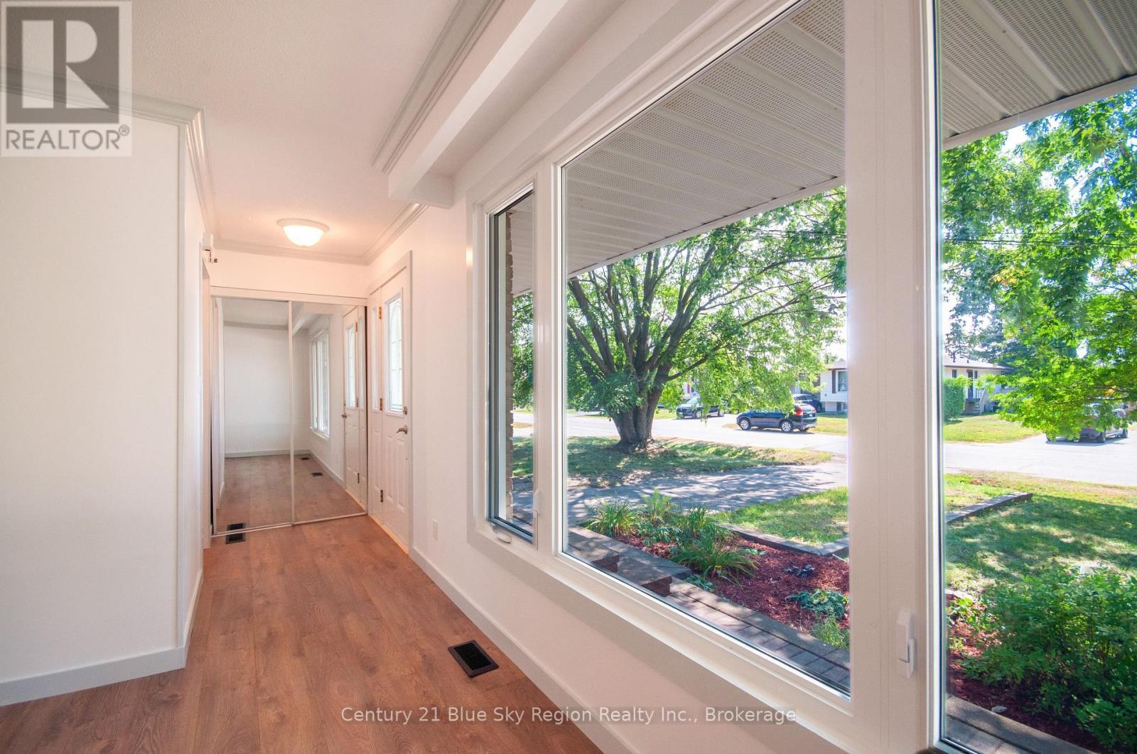 Property at 6 PORTAGE AVENUE image 3