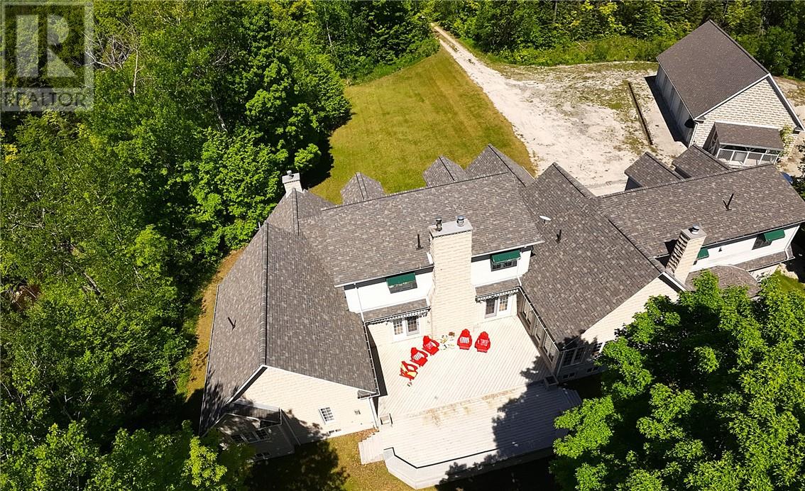 13768 Hwy 6 Highway, Manitoulin Island, Ontario  P0P 1N0 - Photo 2 - 2120910