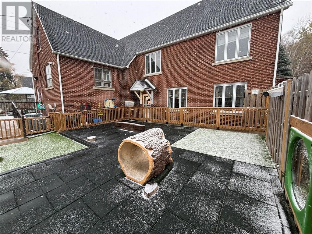 264 Mackenzie Street, Sudbury, Ontario  P3C 4Y6 - Photo 7 - 2119651