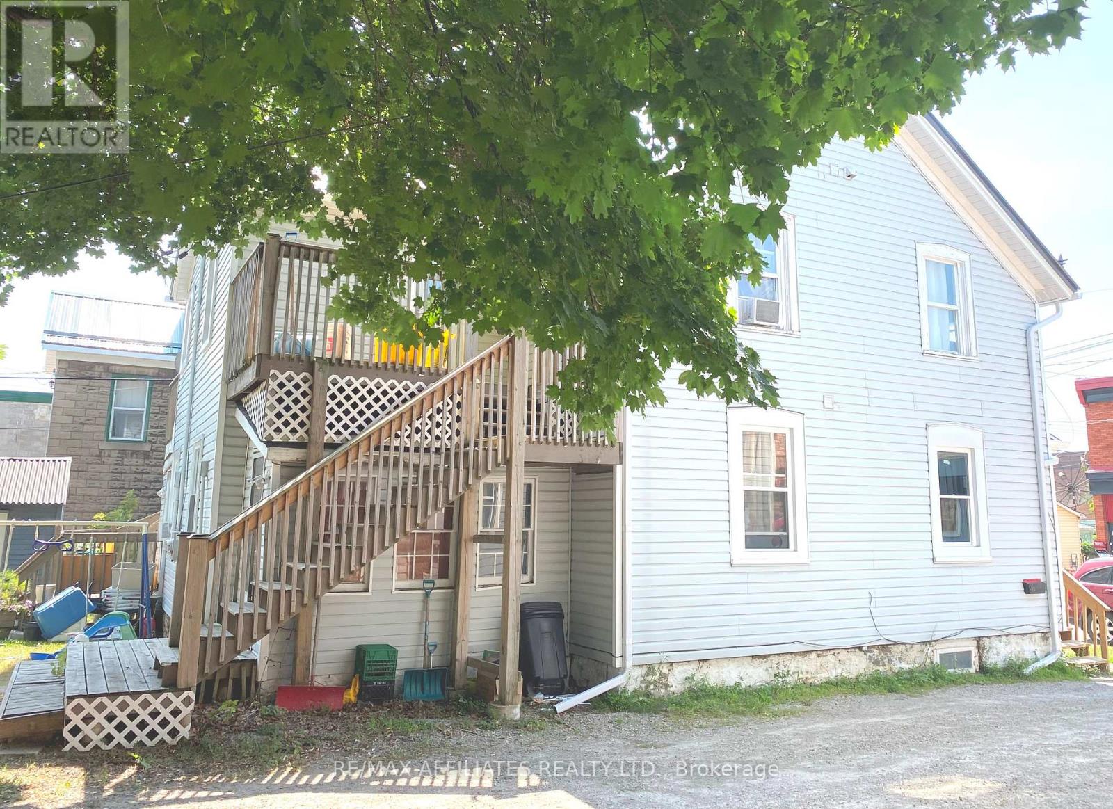 27a, 27b, 29a, 29b - 27-29 Market Street N, Smiths Falls, Ontario  K7A 2E5 - Photo 14 - X12335043