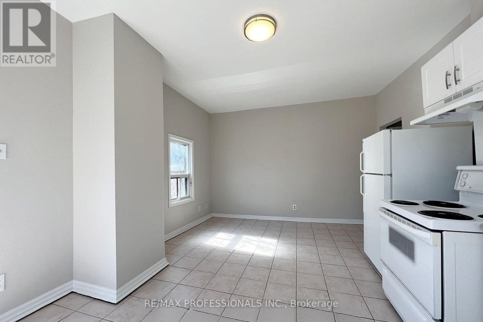 Upper - 345 Dundas Street E, Toronto, Ontario  M5A 2A2 - Photo 23 - C12340176