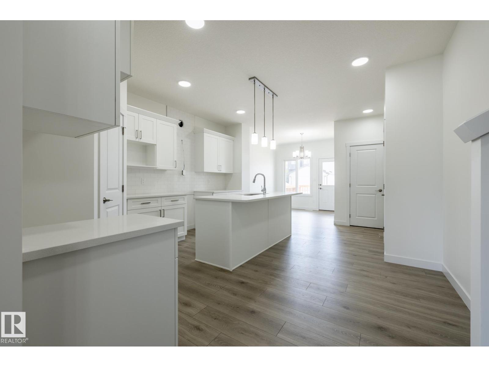 52 Covell Cm, Spruce Grove, Alberta  T7X 0Y7 - Photo 10 - E4452568