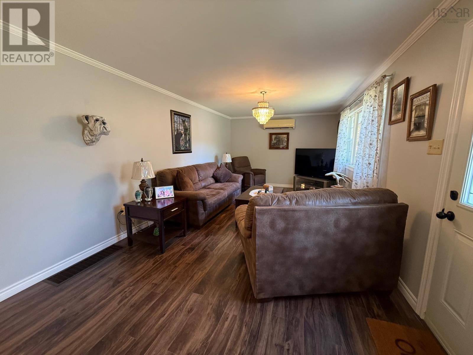 31 Beech Street, Oakhill, Nova Scotia  B4V 0B7 - Photo 11 - 202519216