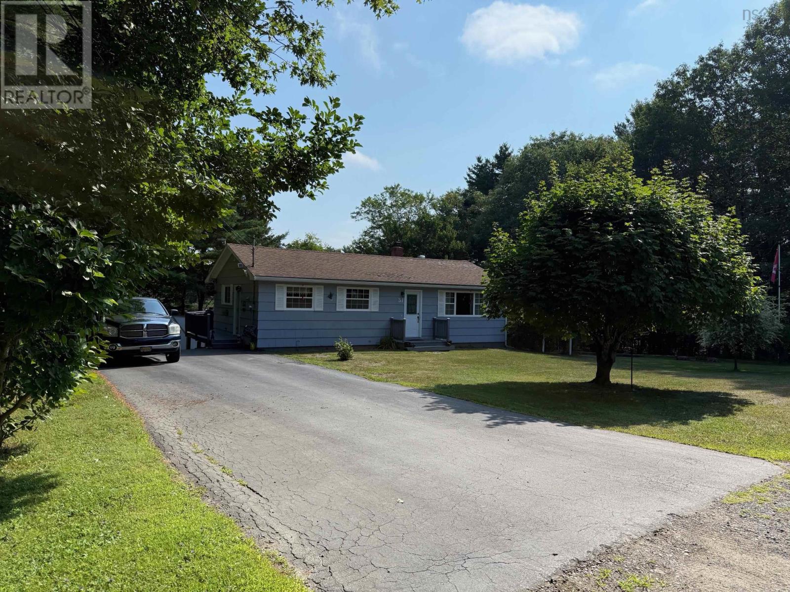 31 Beech Street, Oakhill, Nova Scotia  B4V 0B7 - Photo 2 - 202519216