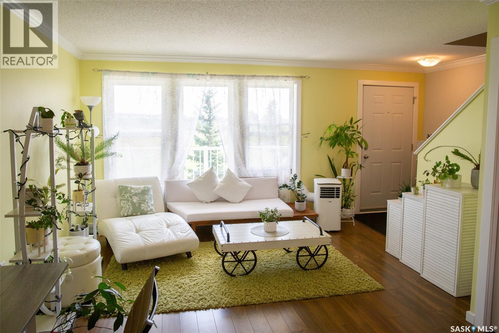 Property at 223 315 Hampton CIRCLE W image 5