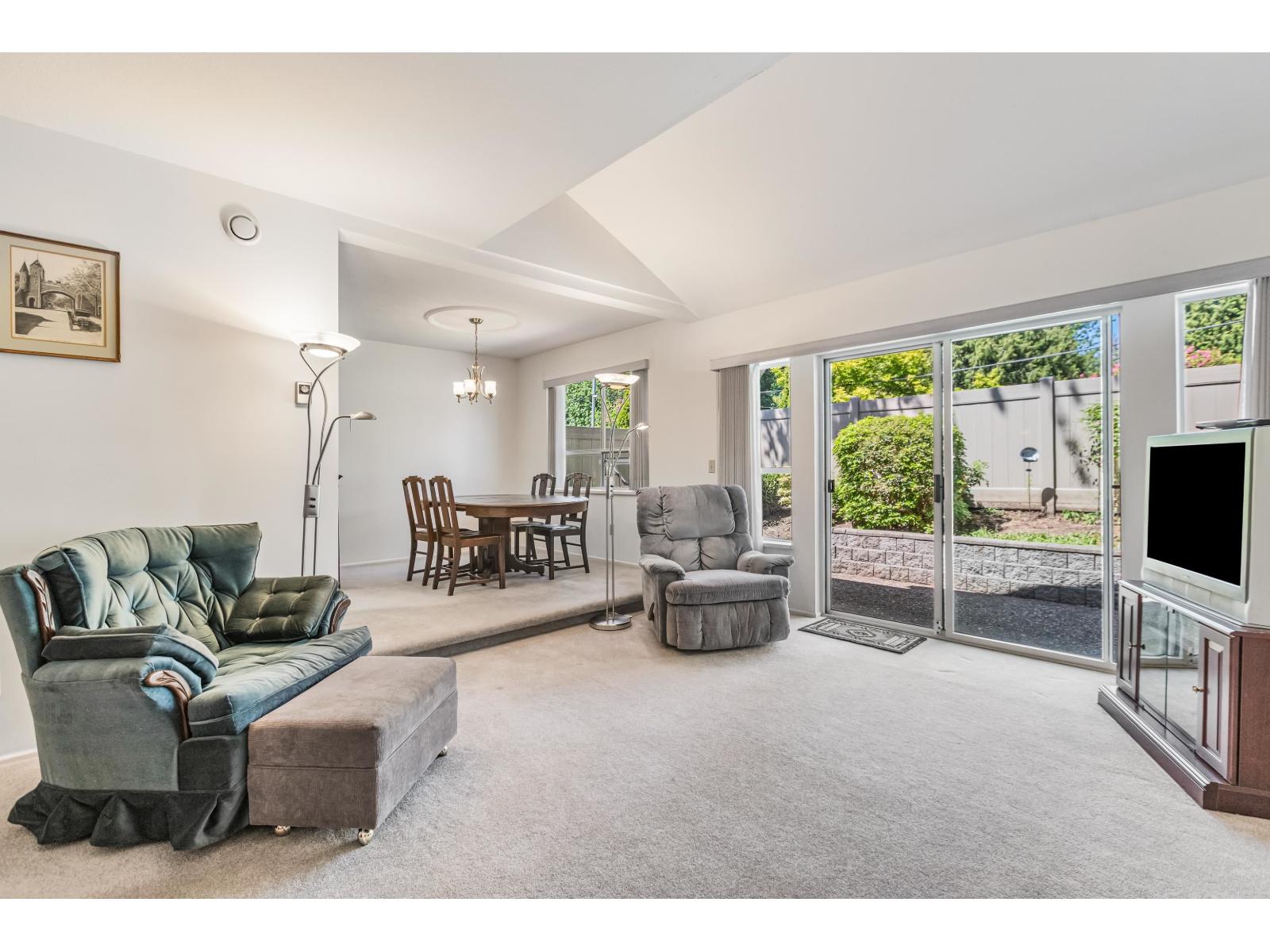 107 16350 14 Avenue, Surrey, British Columbia  V4A 8J7 - Photo 12 - R3036358