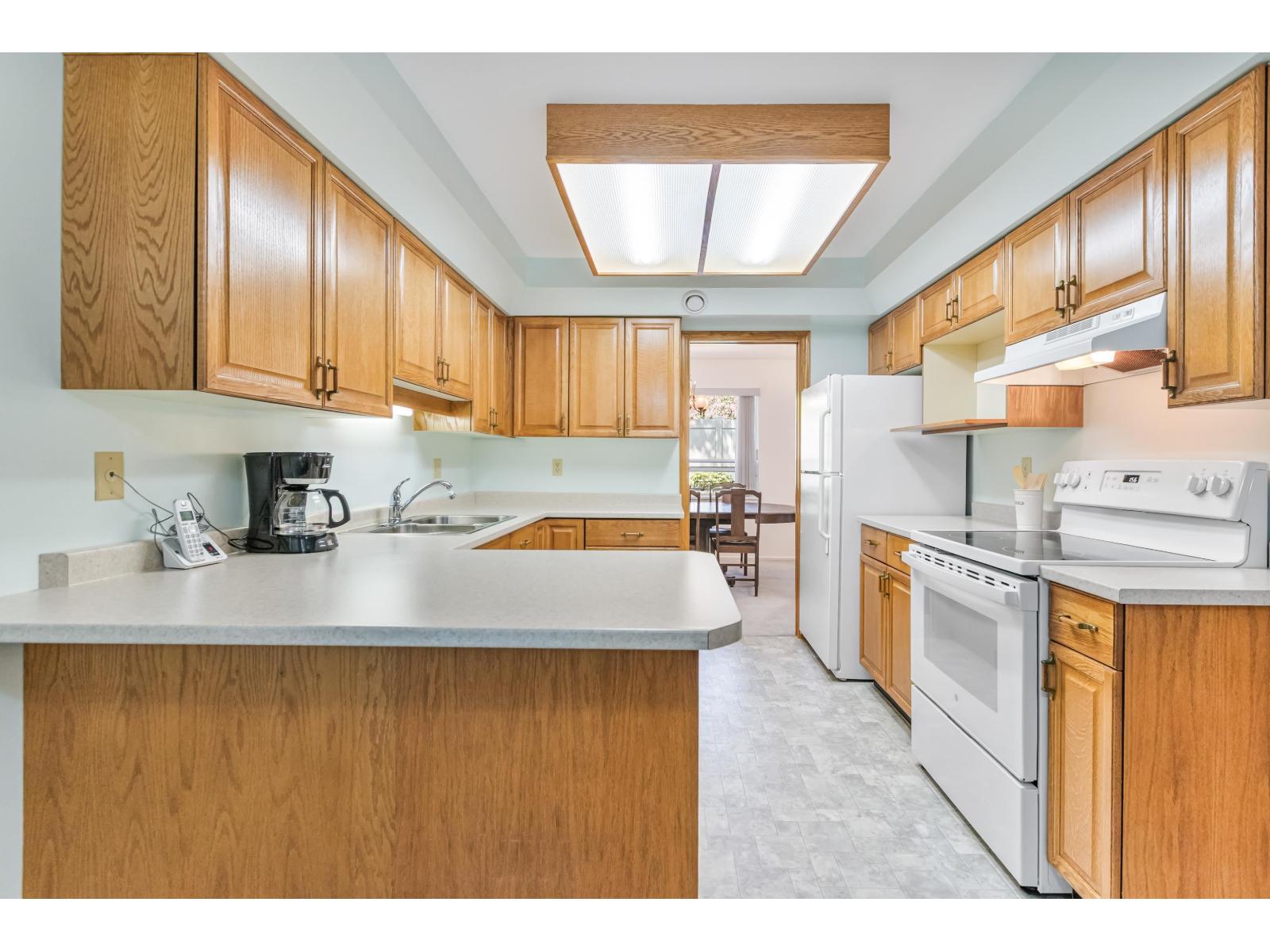 107 16350 14 Avenue, Surrey, British Columbia  V4A 8J7 - Photo 4 - R3036358