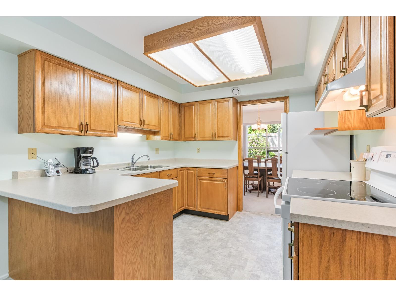 107 16350 14 Avenue, Surrey, British Columbia  V4A 8J7 - Photo 5 - R3036358