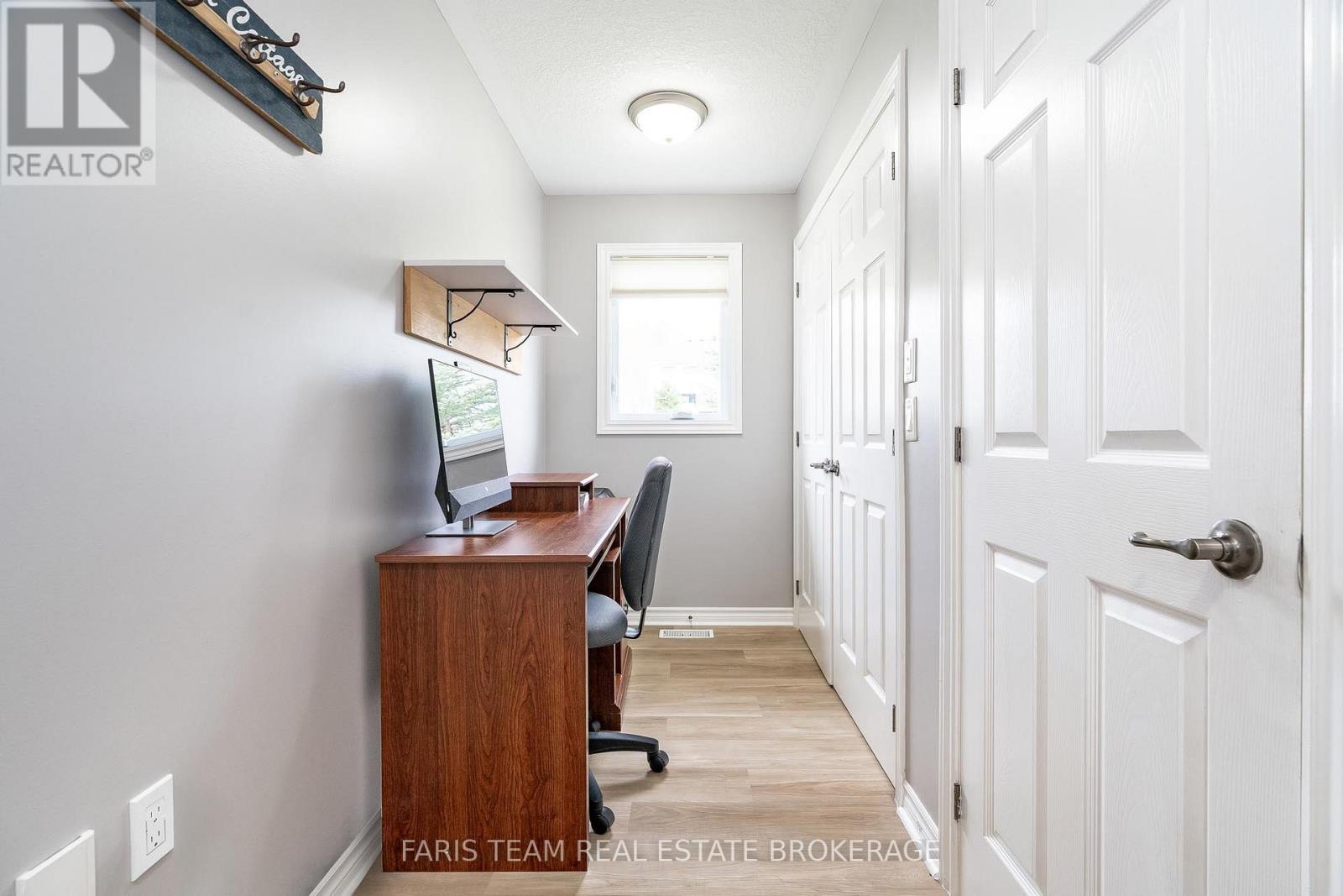 1 Gidley Court, Penetanguishene, Ontario  L9M 0A7 - Photo 16 - S12340131