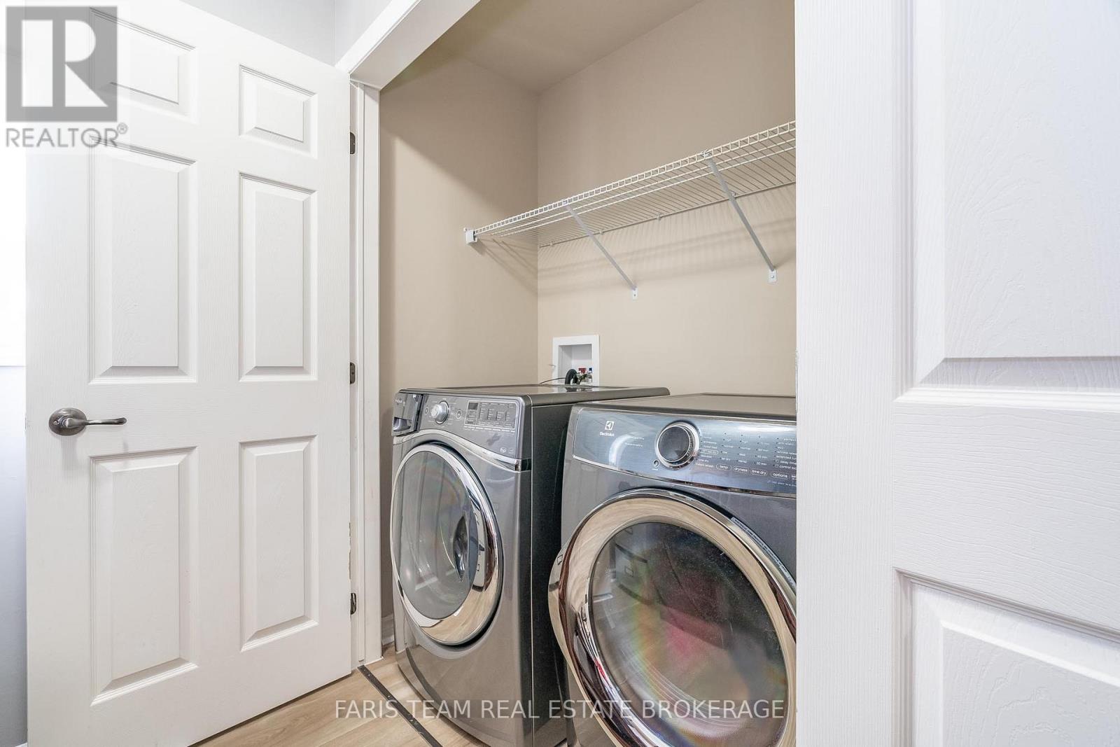 1 Gidley Court, Penetanguishene, Ontario  L9M 0A7 - Photo 17 - S12340131