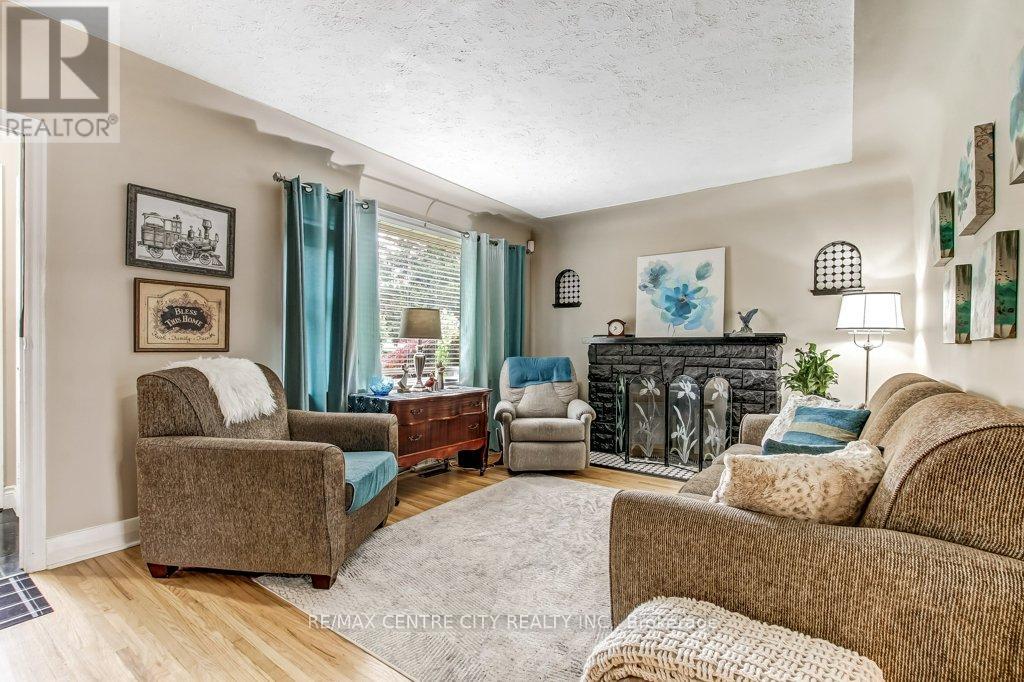 Property at 7031 BEATTIE STREET image 5