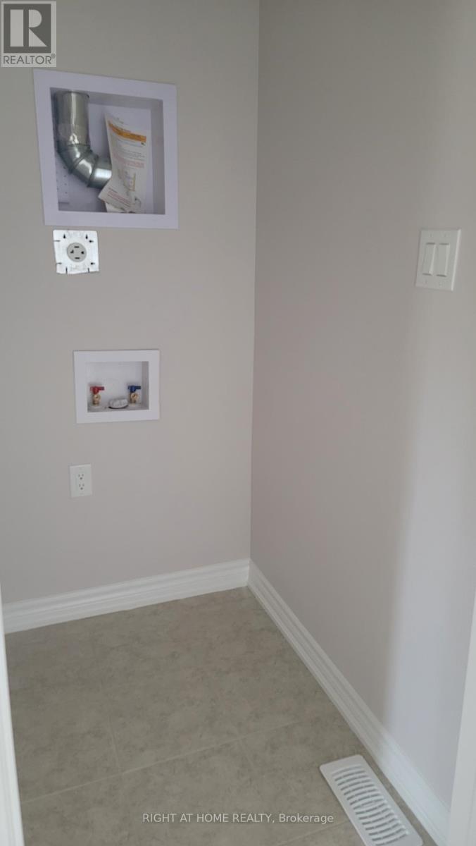 713 Perseus Avenue, Ottawa, Ontario  K2J 3V5 - Photo 32 - X12335623