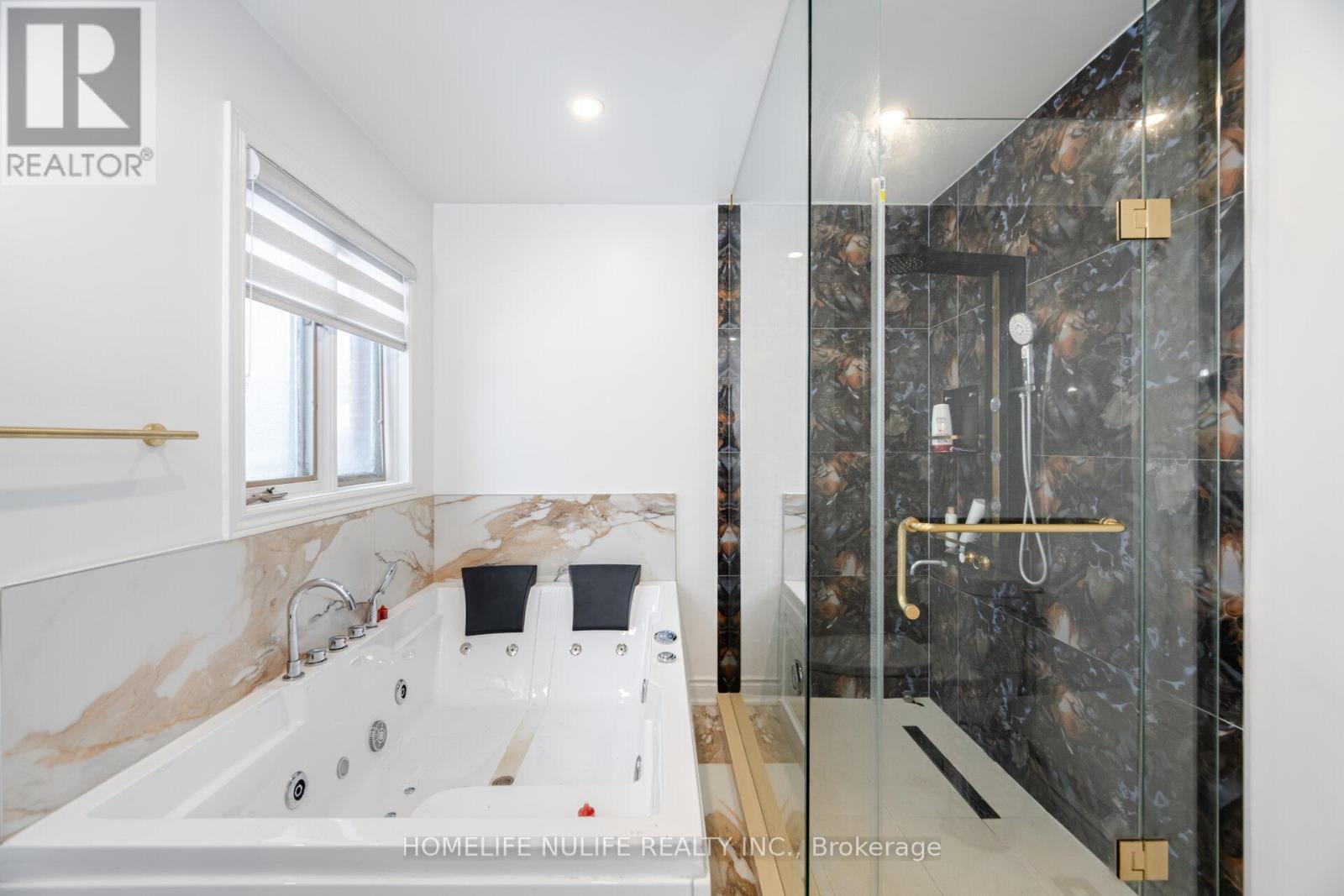 6150 Bankhead Court, Mississauga (East Credit), Ontario  L5V 1L9 - Photo 29 - W12340143