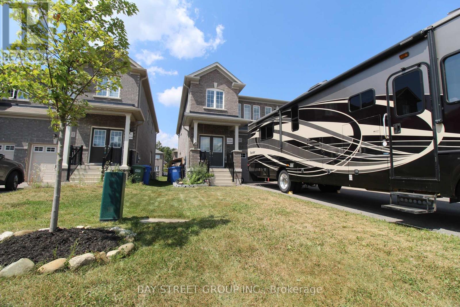 Property at 149 SEELEY AVENUE image 2