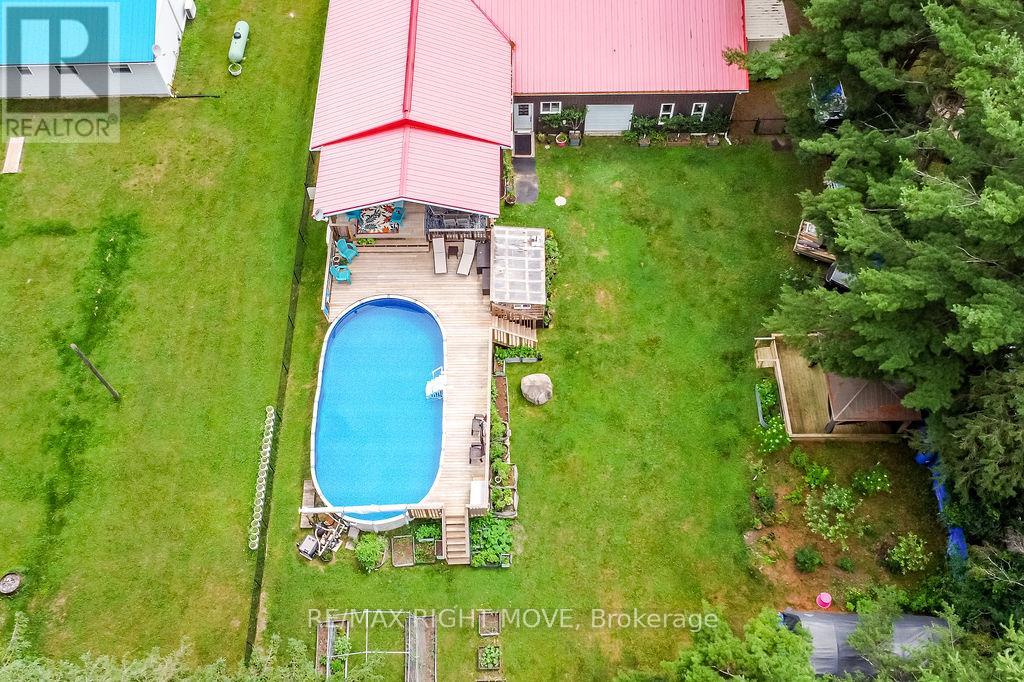 12 Fulsom Crescent, Kawartha Lakes, Ontario  L3V 6H5 - Photo 38 - X12340168