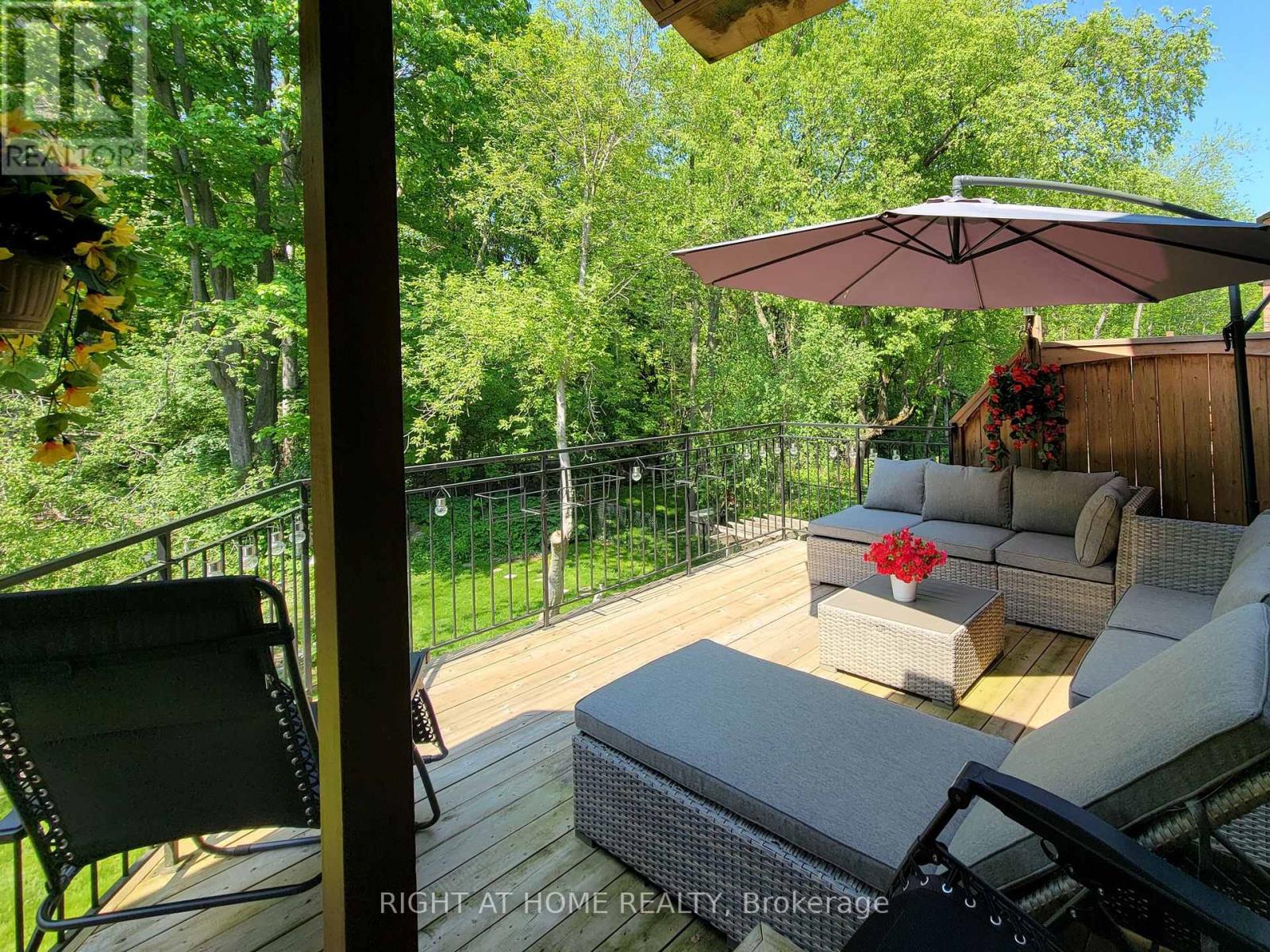 Property at 95 WESTBURY COURT image 4