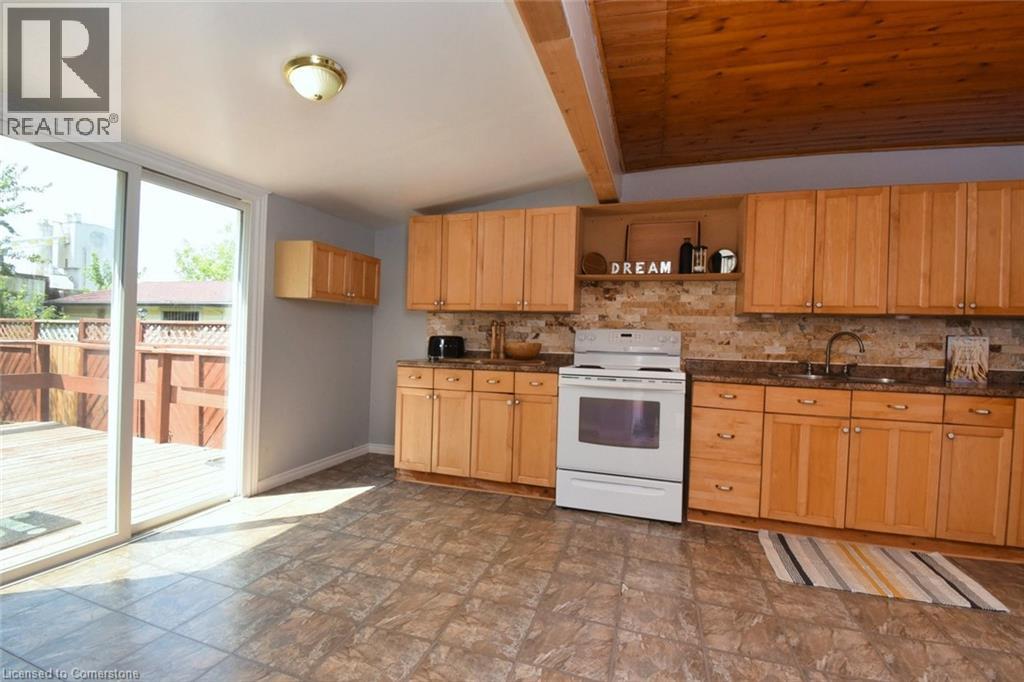 120 Clara Street, Thorold, Ontario  L2V 1K1 - Photo 16 - 40759651