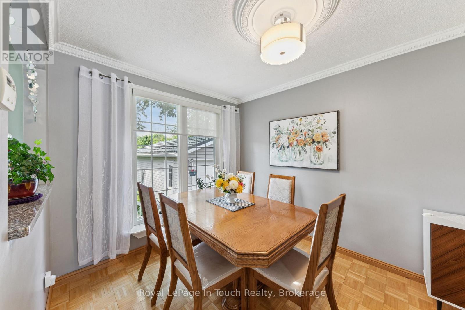 20 Payette Drive, Penetanguishene, Ontario  L9M 1H4 - Photo 13 - S12340320