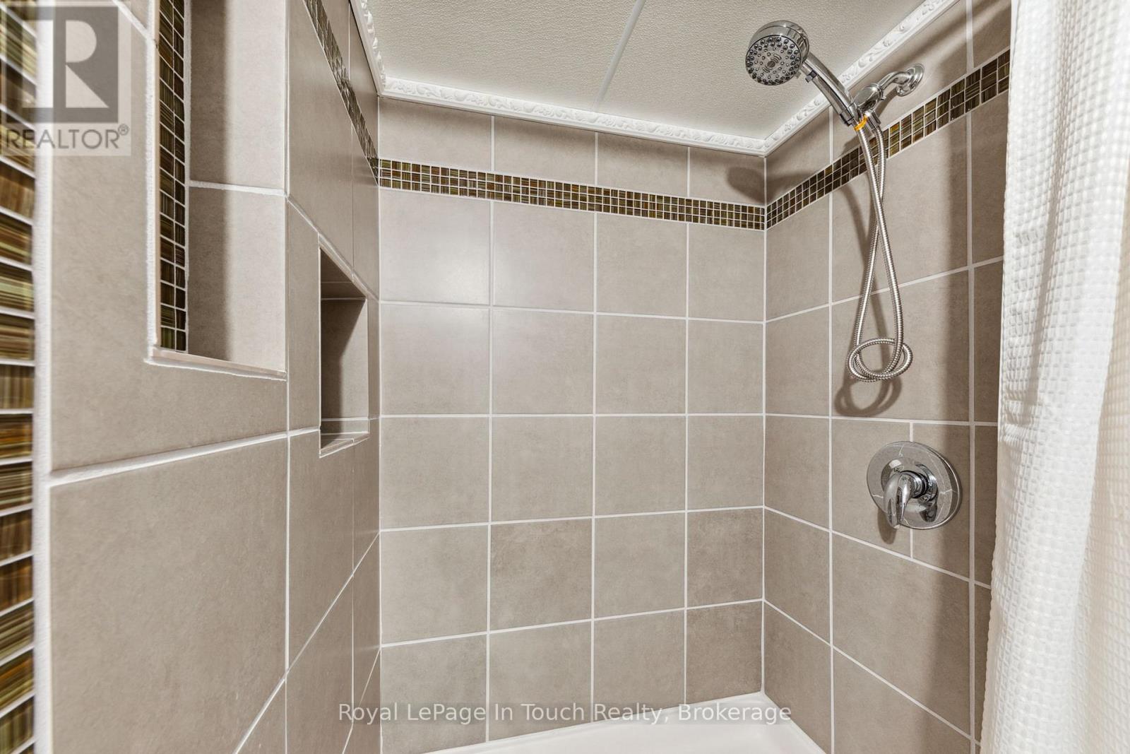 20 Payette Drive, Penetanguishene, Ontario  L9M 1H4 - Photo 32 - S12340320