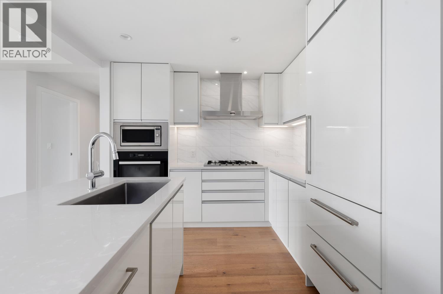 411 528 W KING EDWARD AVENUE, Vancouver, British Columbia