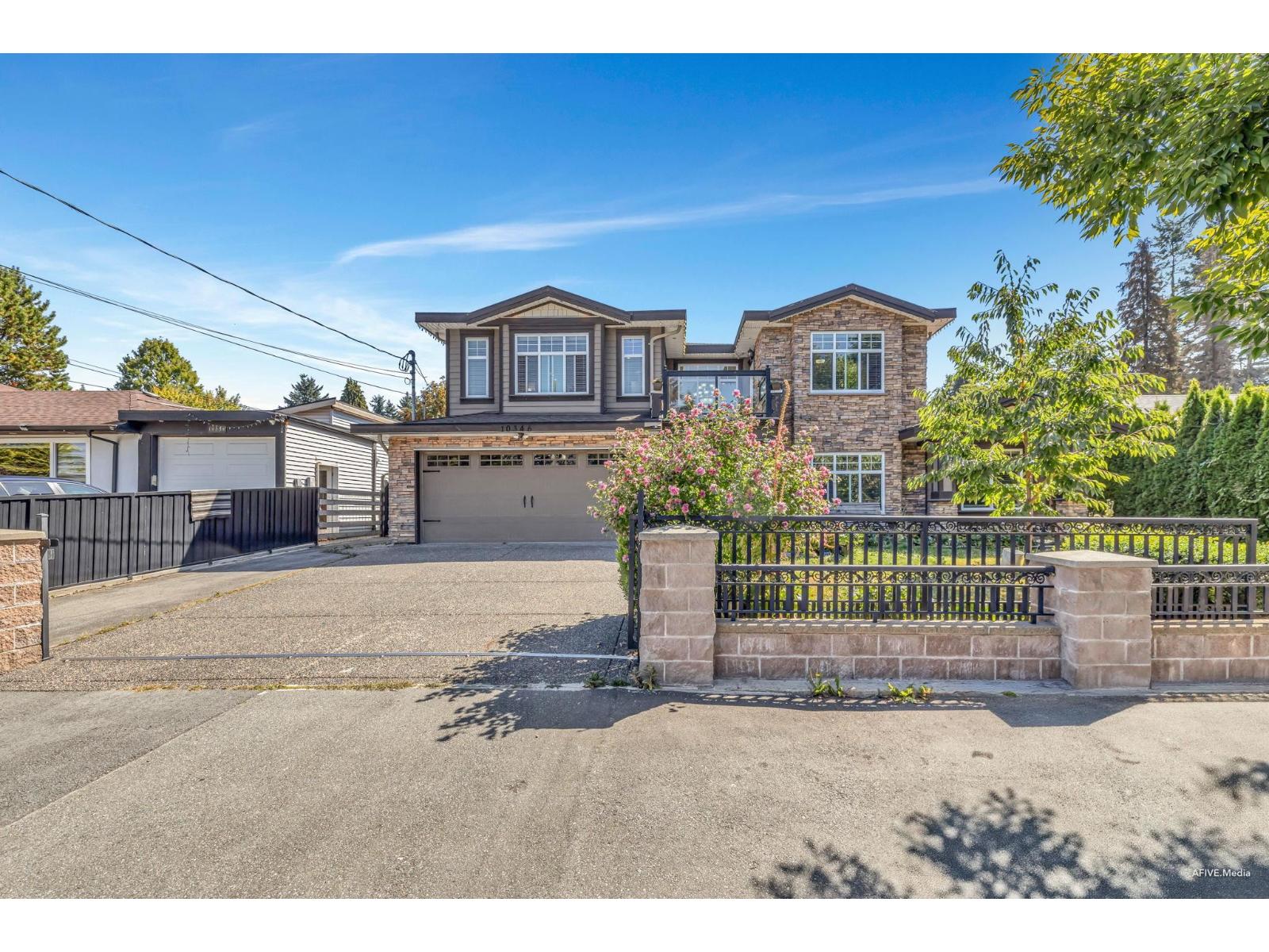 10346 126 Street, Surrey, British Columbia  V3V 5G1 - Photo 1 - R3035018