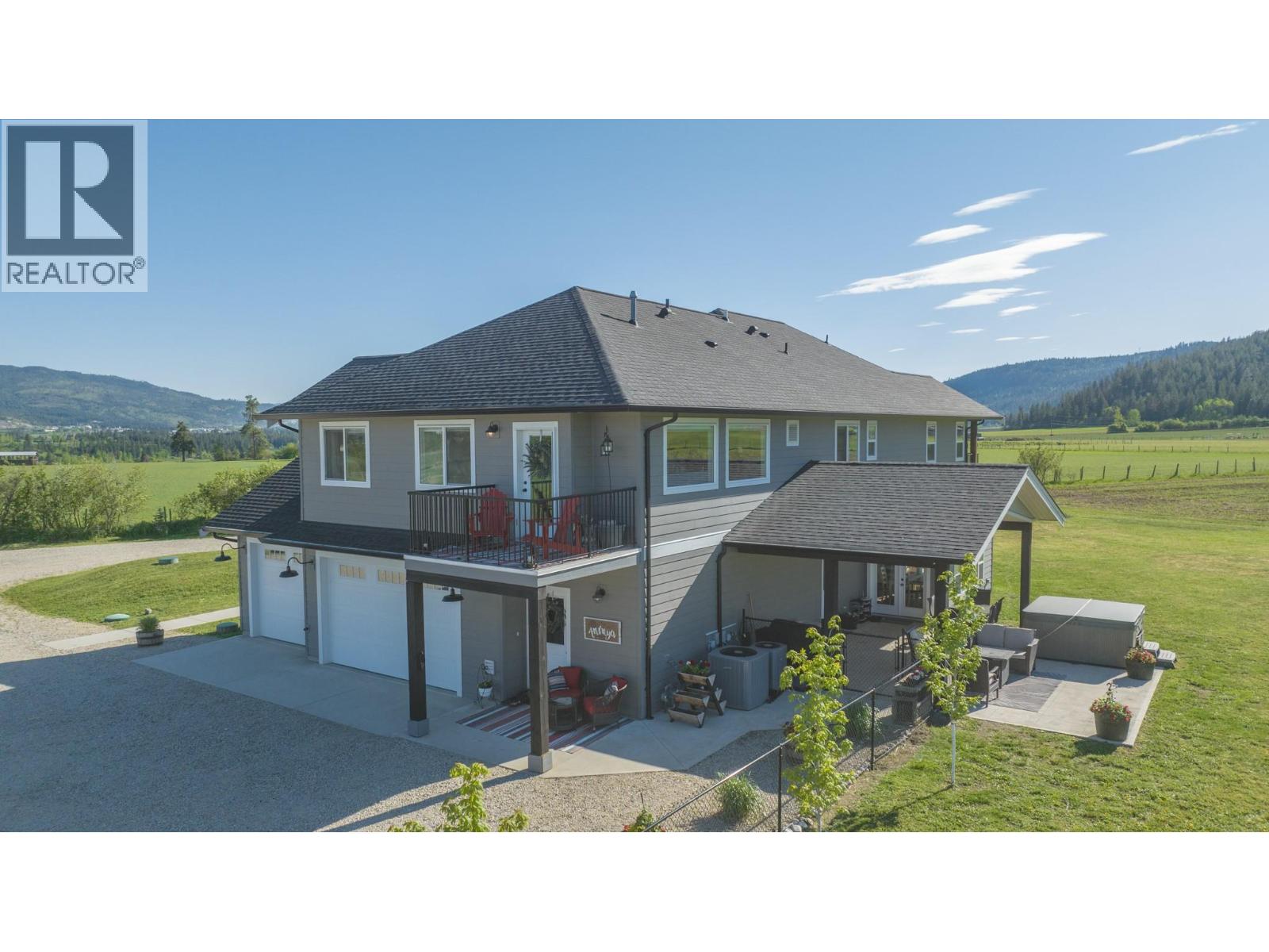 4160 Noble Road, Spallumcheen, British Columbia  V4Y 0K8 - Photo 3 - 10359149