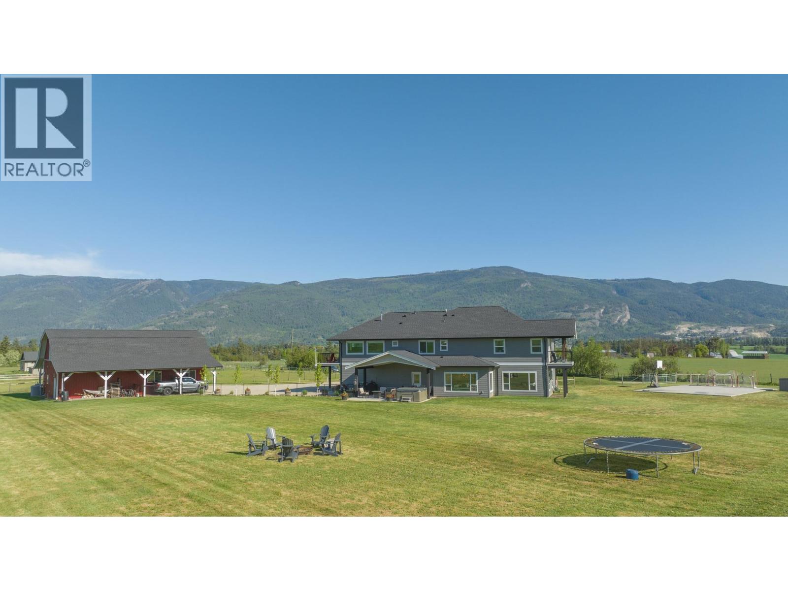4160 Noble Road, Spallumcheen, British Columbia  V4Y 0K8 - Photo 79 - 10359149