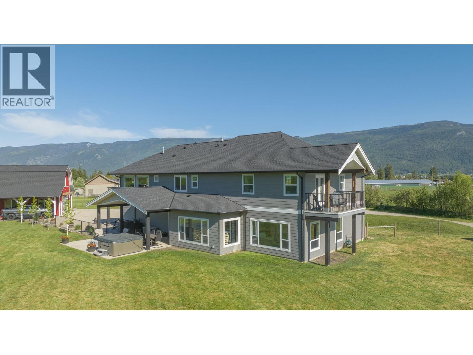 4160 Noble Road, Spallumcheen, British Columbia  V4Y 0K8 - Photo 85 - 10359149