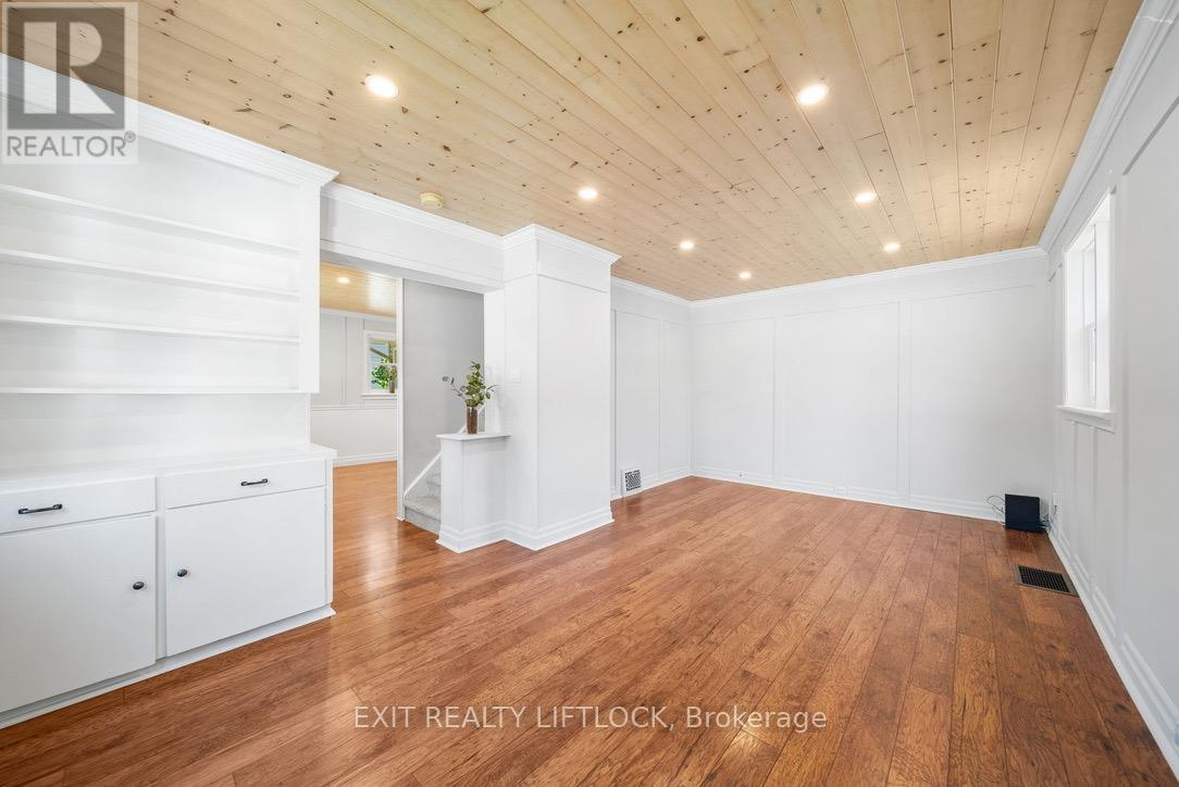236 Hiram Street, Bracebridge, Ontario  P1L 1R7 - Photo 13 - X12339763