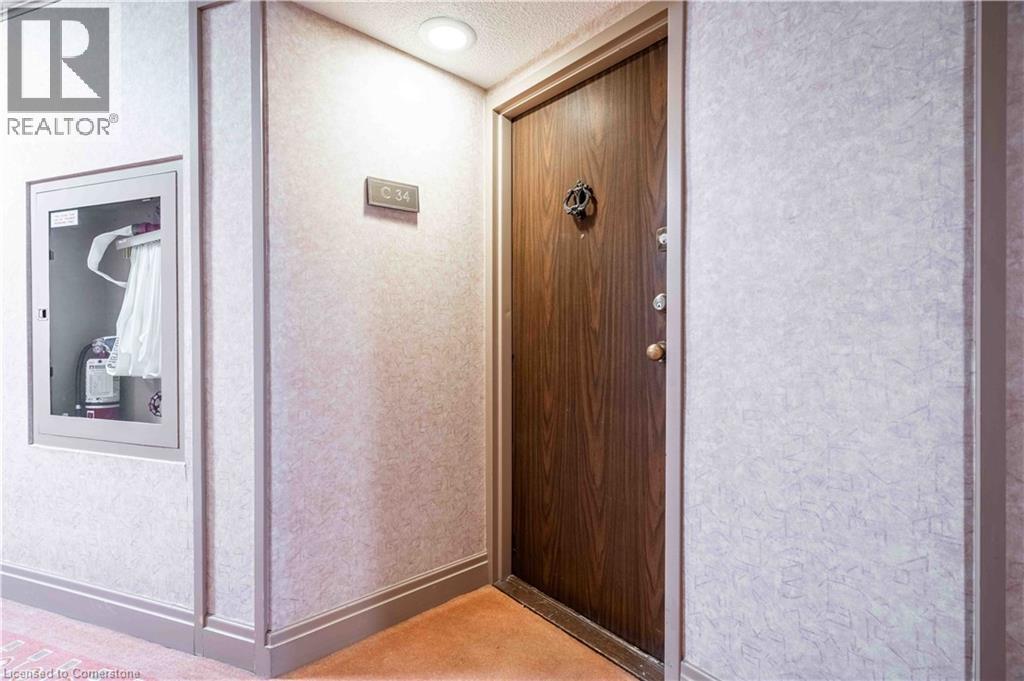 300 Mill Road Unit# C34, Etobicoke, Ontario  M9C 4W7 - Photo 4 - 40715765