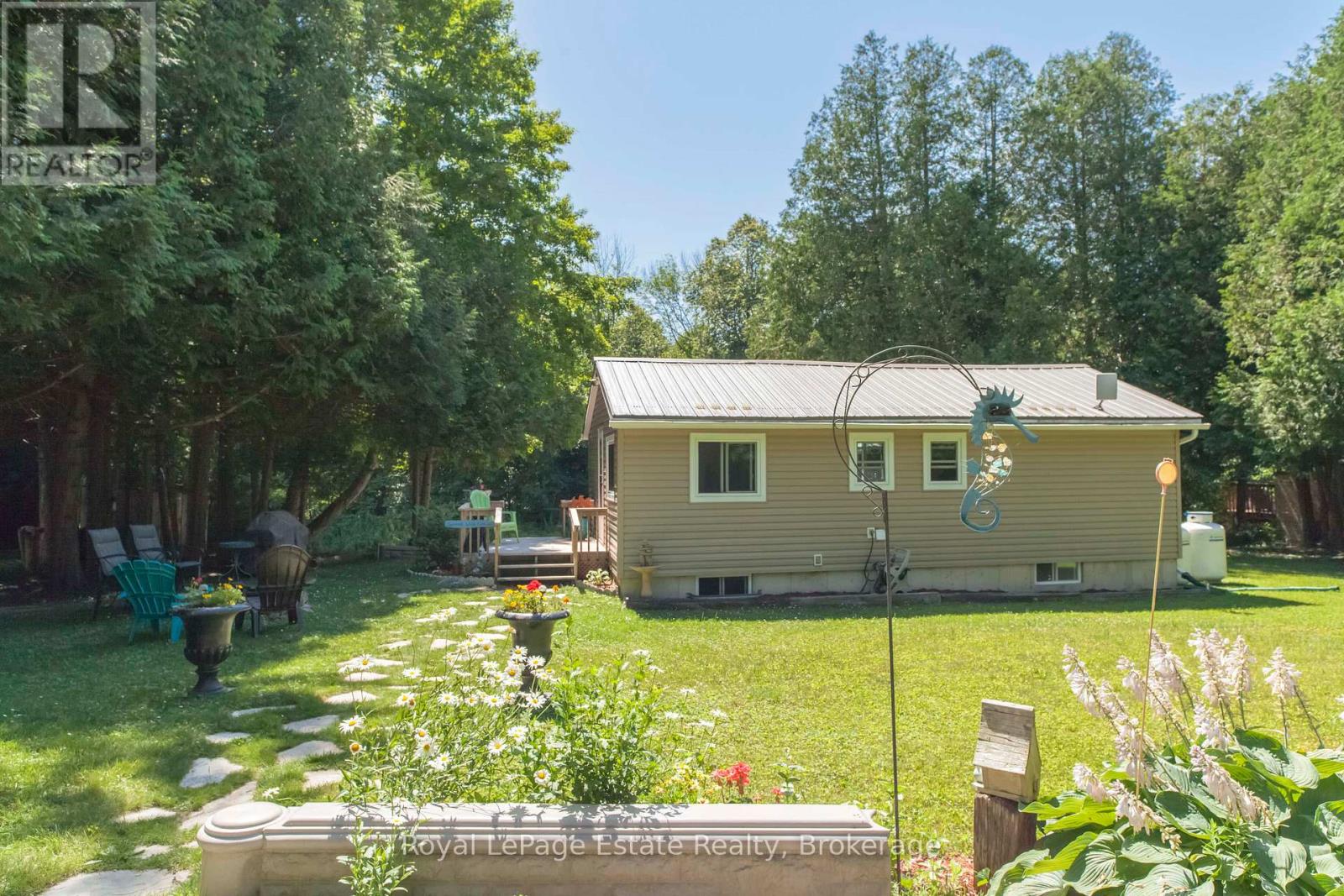 50 Roger's Crescent, South Bruce Peninsula, Ontario  N0H 1P0 - Photo 5 - X12305899