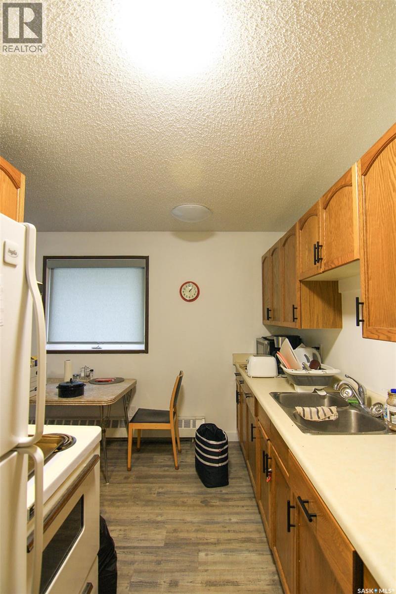 144 First Avenue N, Yorkton, Saskatchewan  S3N 1J8 - Photo 10 - SK015331