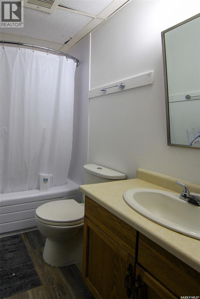 144 First Avenue N, Yorkton, Saskatchewan  S3N 1J8 - Photo 24 - SK015331