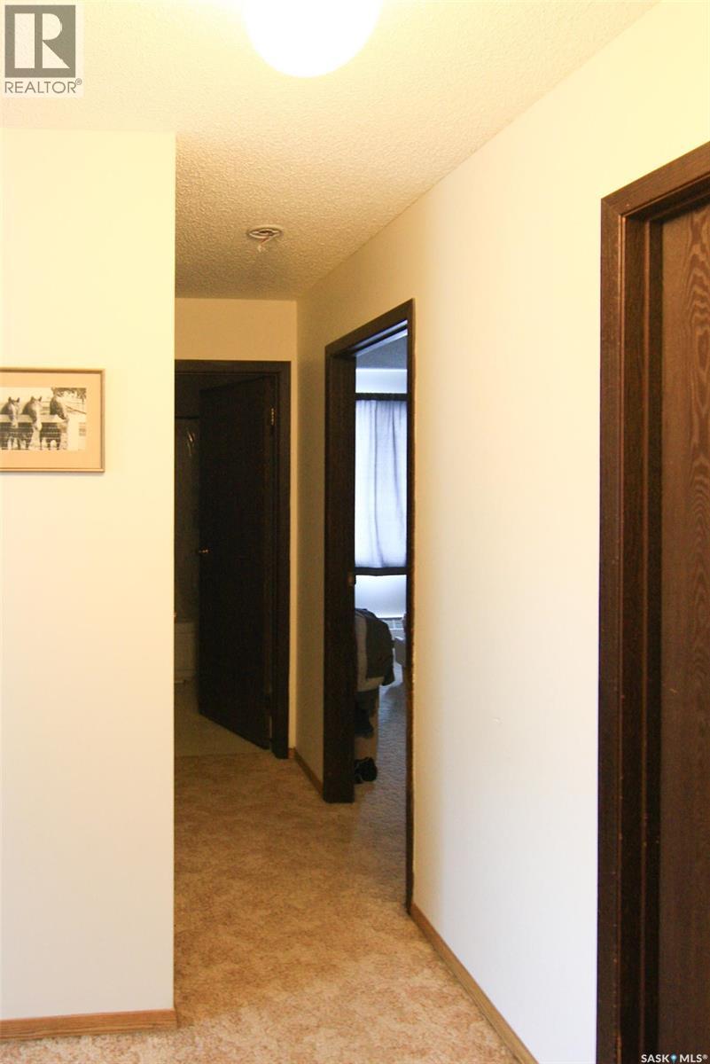 144 First Avenue N, Yorkton, Saskatchewan  S3N 1J8 - Photo 5 - SK015331