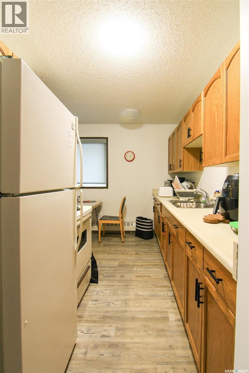 144 First Avenue N, Yorkton, Saskatchewan  S3N 1J8 - Photo 9 - SK015331