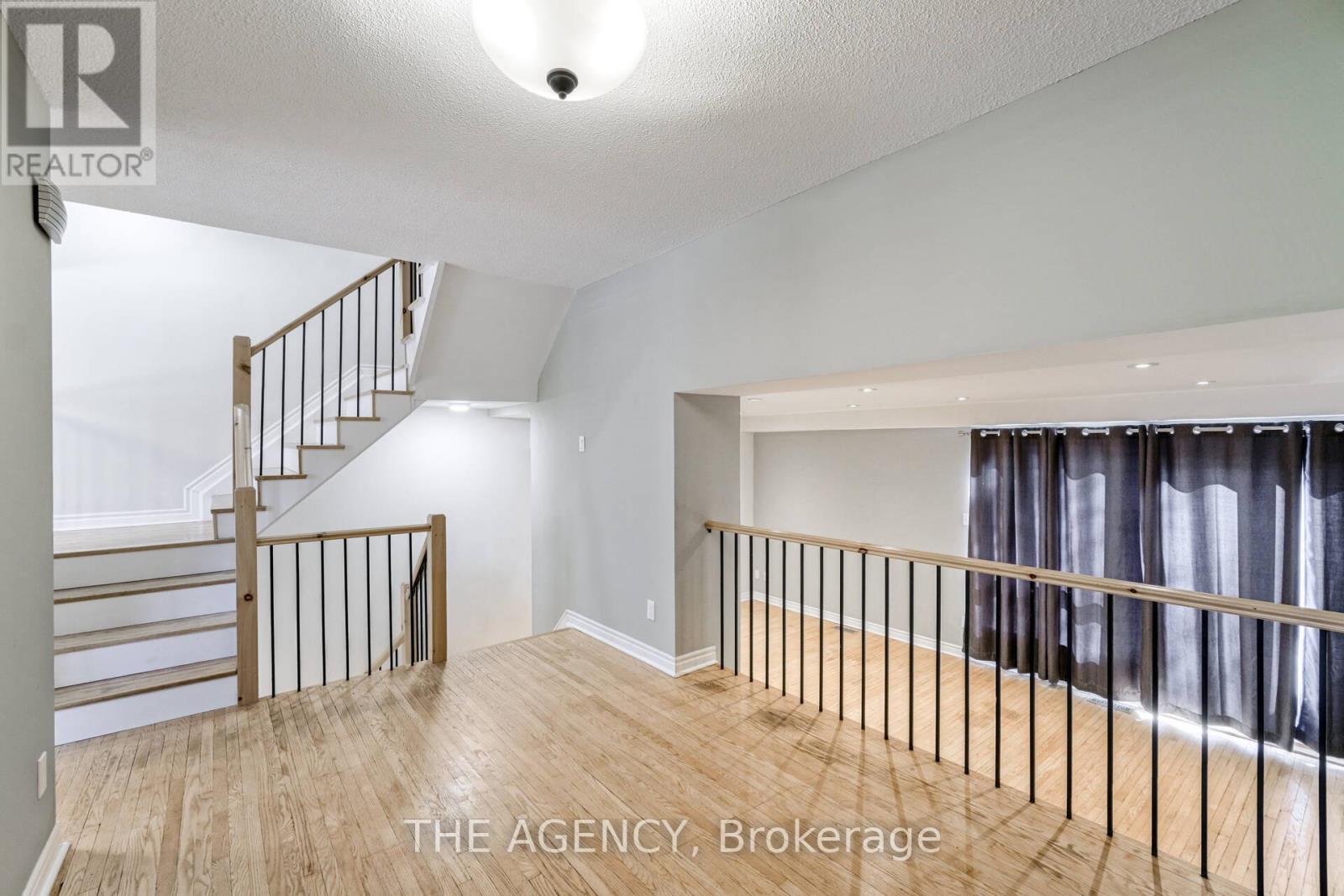 21 - 90 Castlebury Crescent, Toronto, Ontario  M2H 1W8 - Photo 6 - C12331399