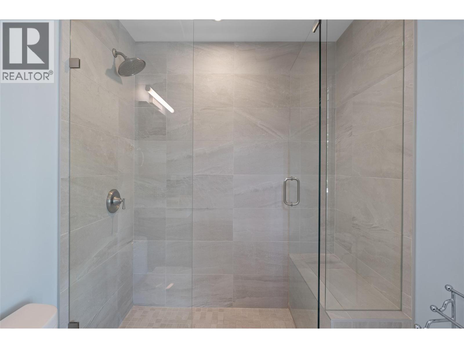 Property at 878 Stockwell Avenue image 1