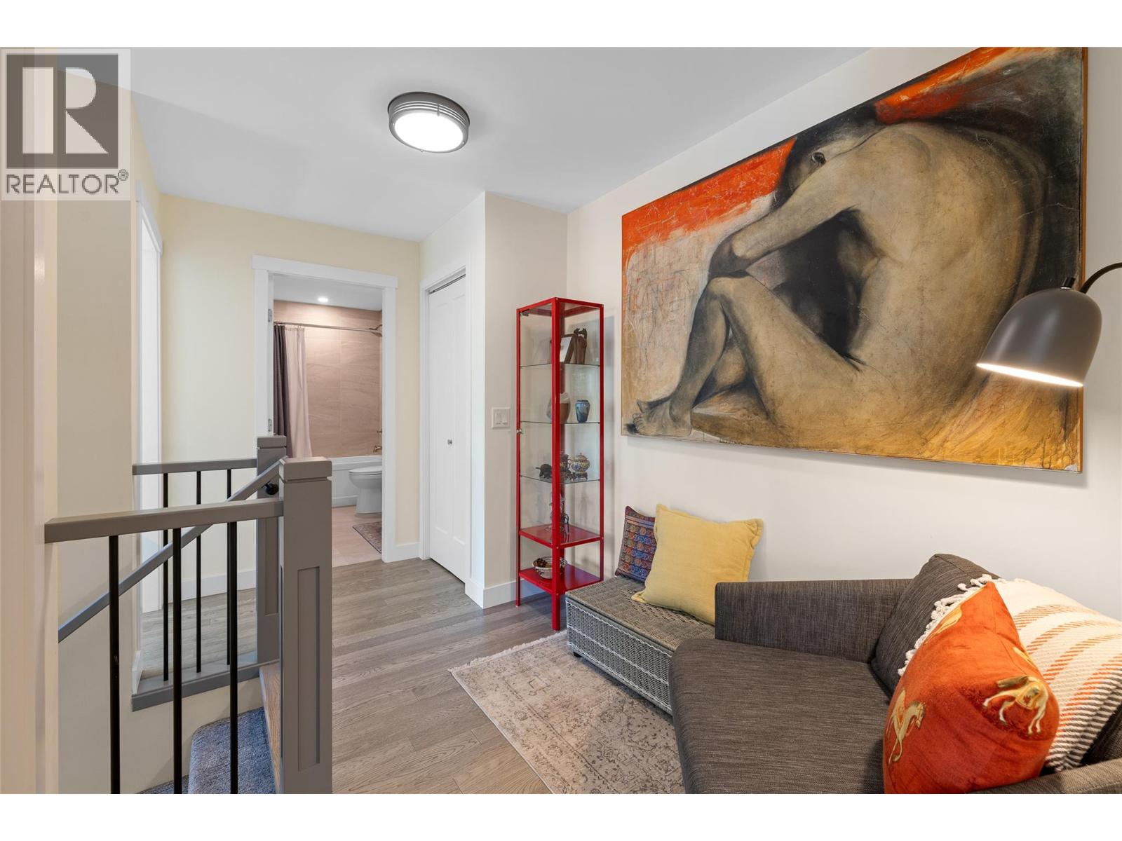 Property at 878 Stockwell Avenue image 2