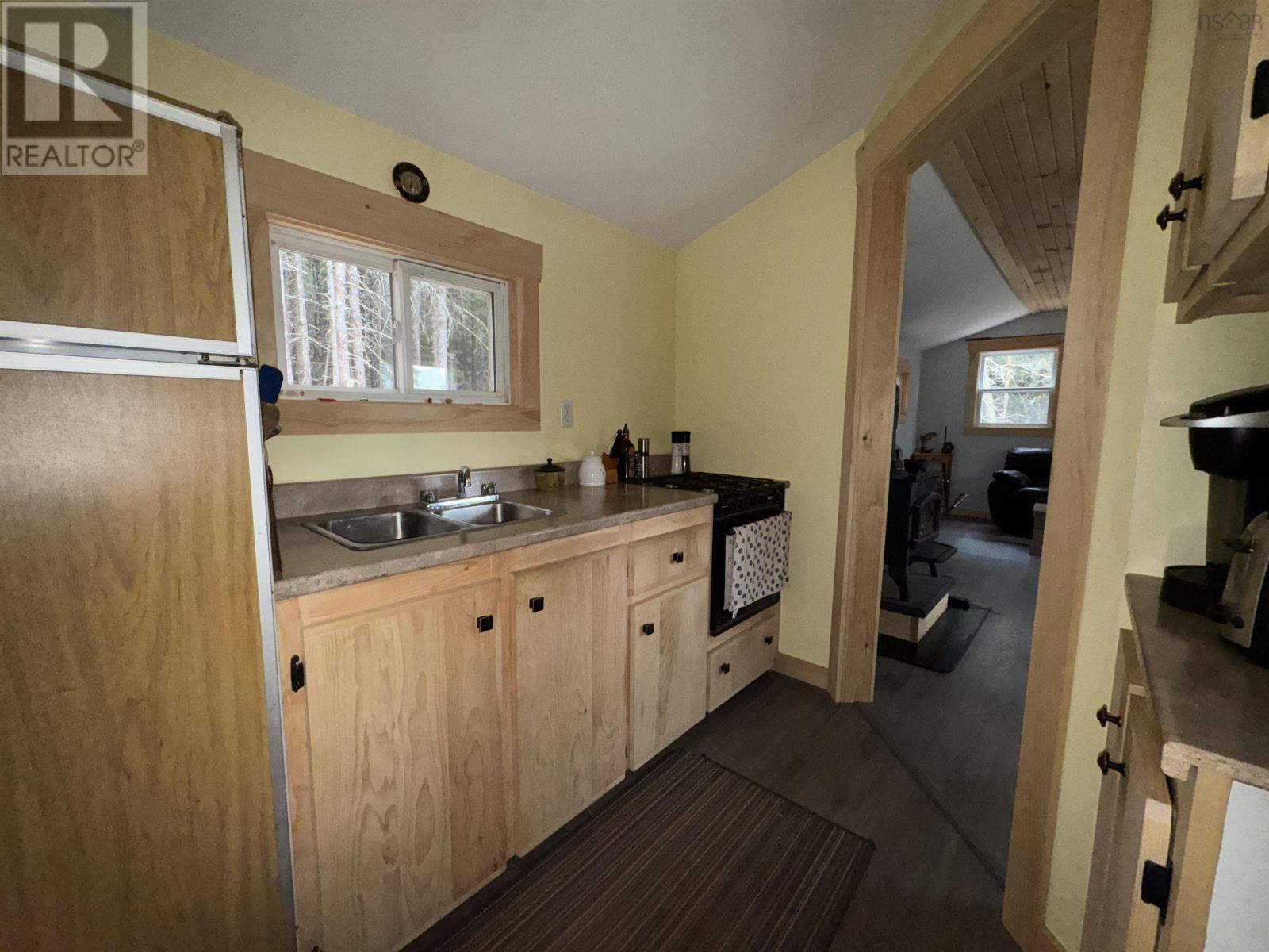 126 Middle Lake South Road, Vaughan, Nova Scotia  B0N 2T0 - Photo 4 - 202518273
