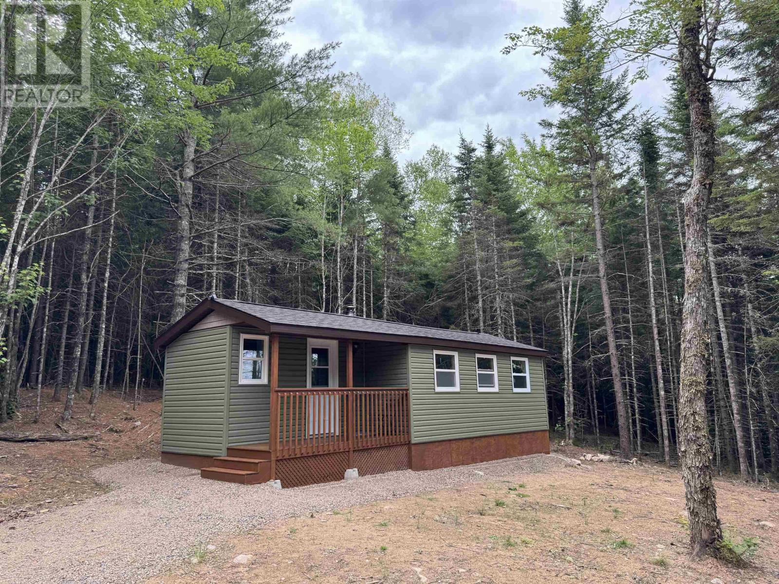 126 Middle Lake South Road, Vaughan, Nova Scotia  B0N 2T0 - Photo 2 - 202518273