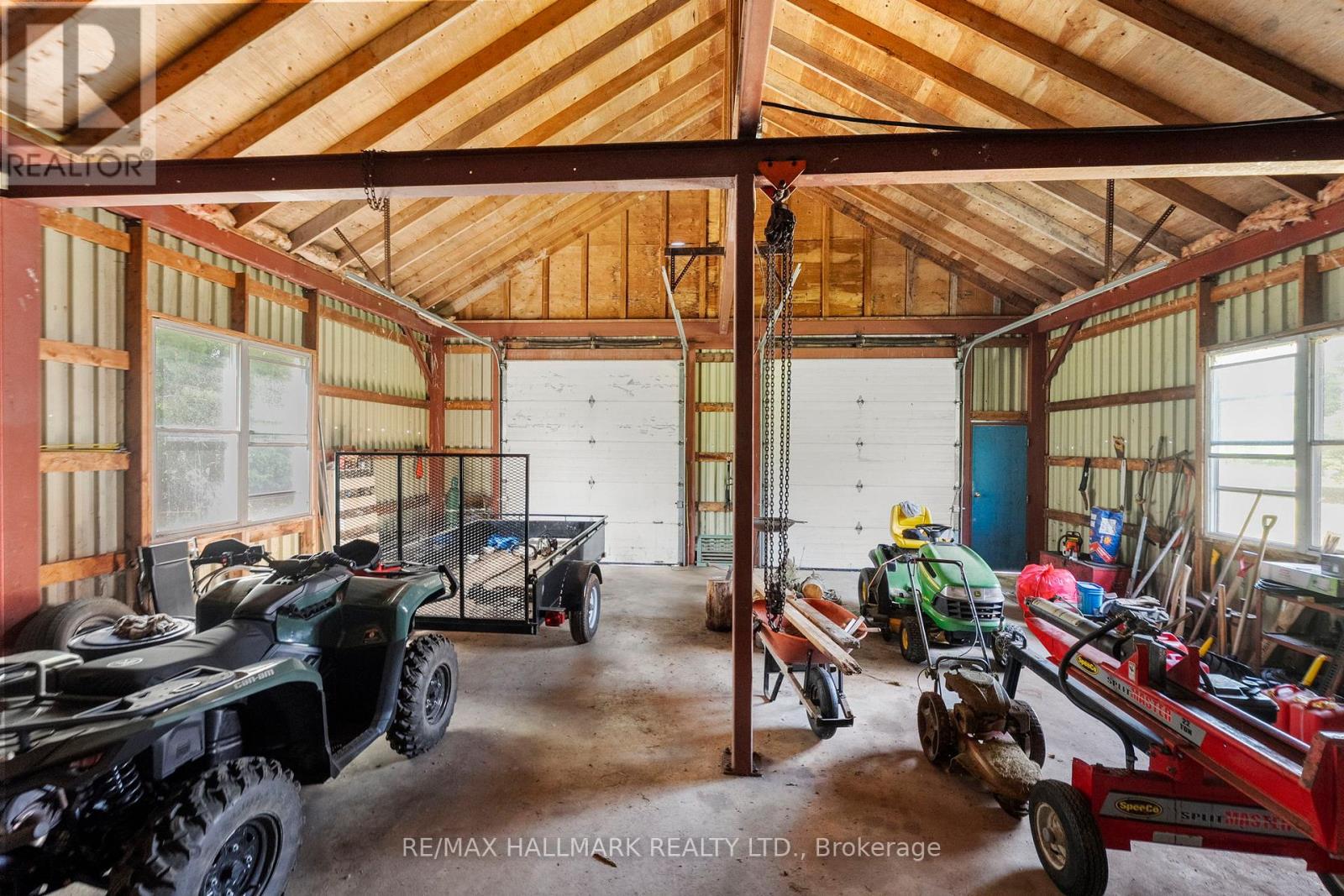 24093 Weirs Side Road, Georgina, Ontario  L0E 1N0 - Photo 15 - N12340268