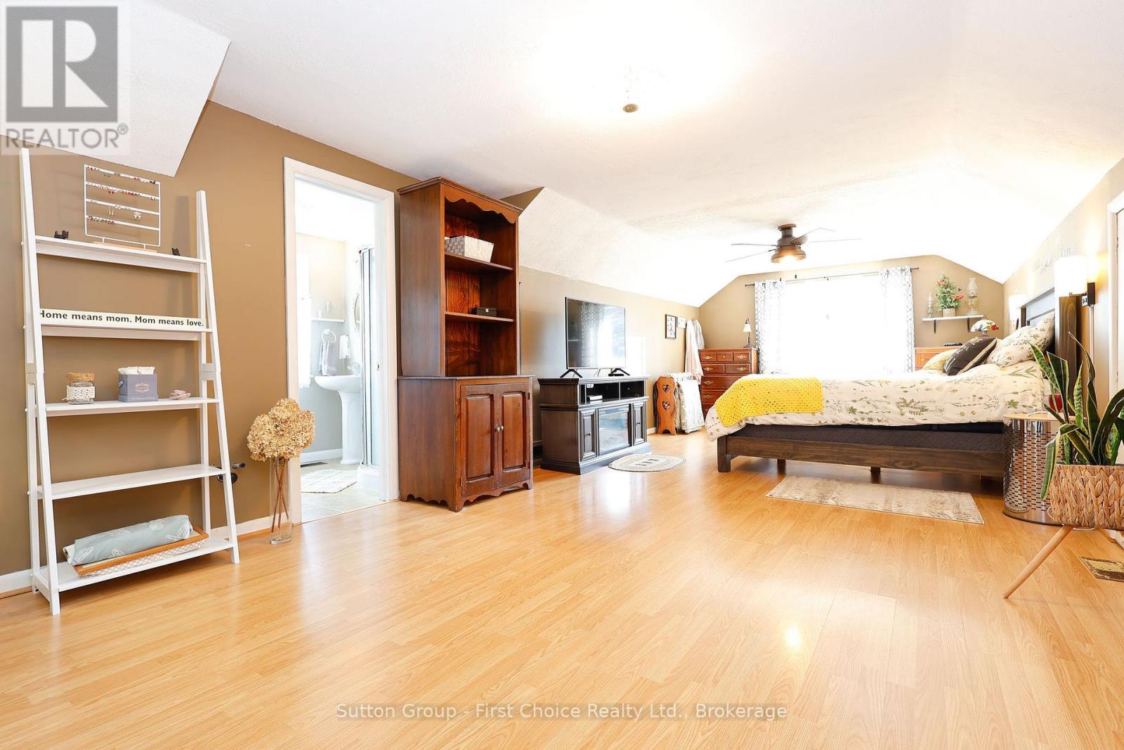 57 Somerset Street, Stratford, Ontario  N5A 6K3 - Photo 41 - X12340326