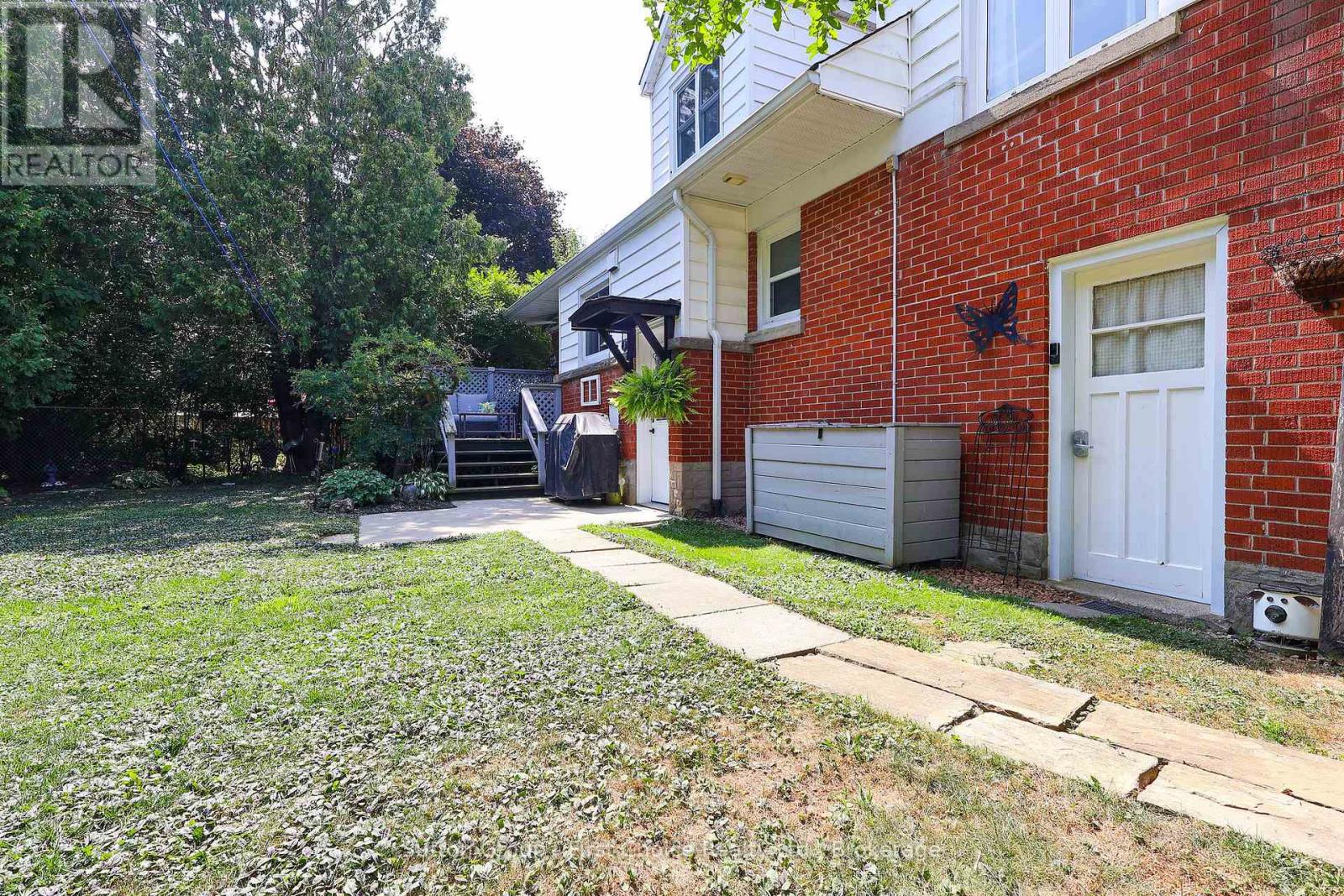 57 Somerset Street, Stratford, Ontario  N5A 6K3 - Photo 47 - X12340326