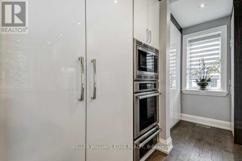 489 Willis Drive, Oakville, Ontario  L6L 4V6 - Photo 15 - W12340286