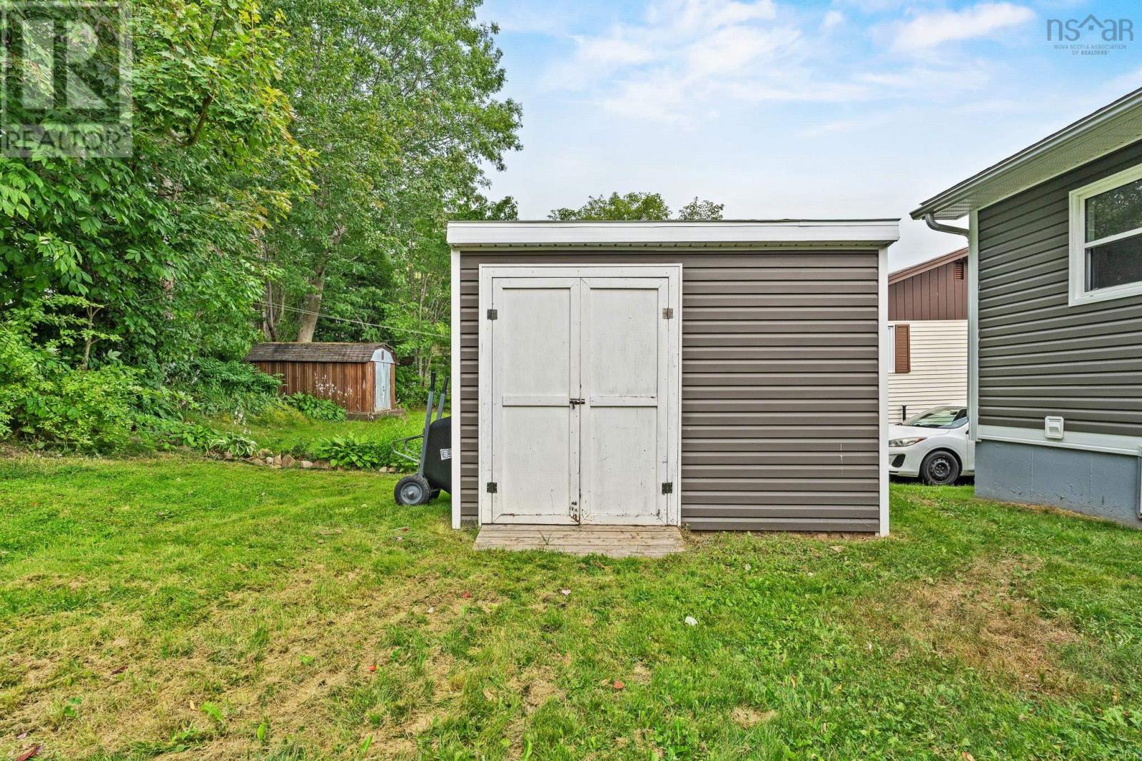 2 Candlewood Lane, Lower Sackville, Nova Scotia  B4C 1A5 - Photo 38 - 202519892