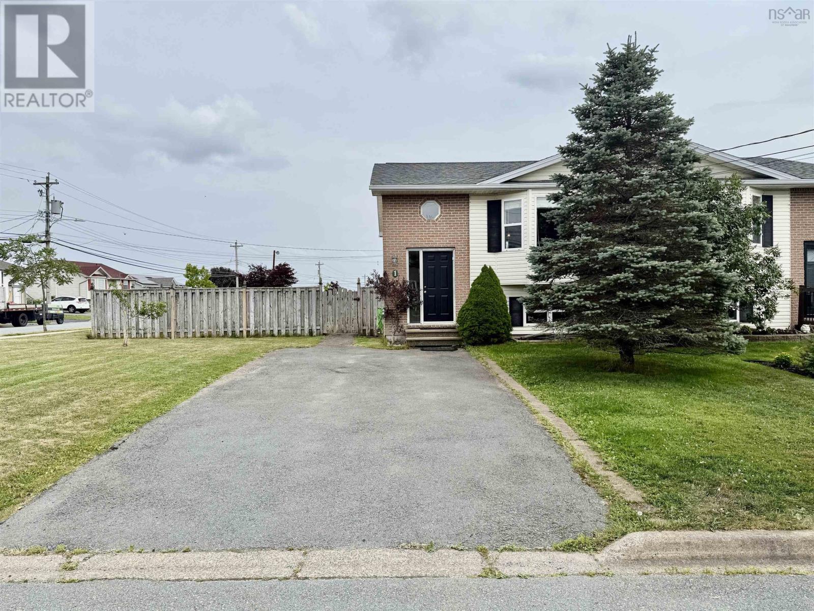 Property at 1 Kohar Court image 1