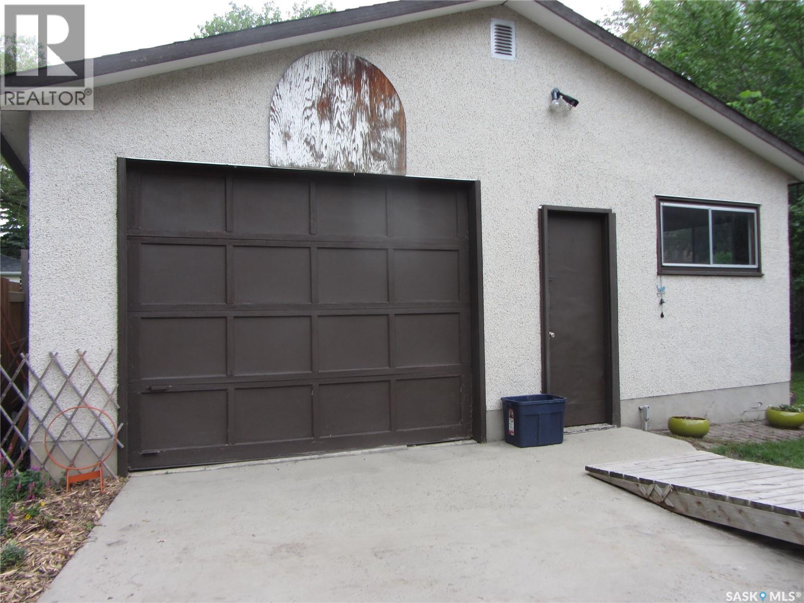 Property at 49 McLellan AVENUE image 5