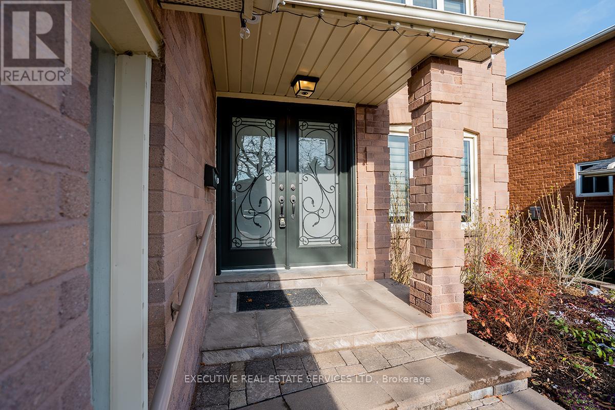 Property at 46 WILLOWBROOK DRIVE image 3